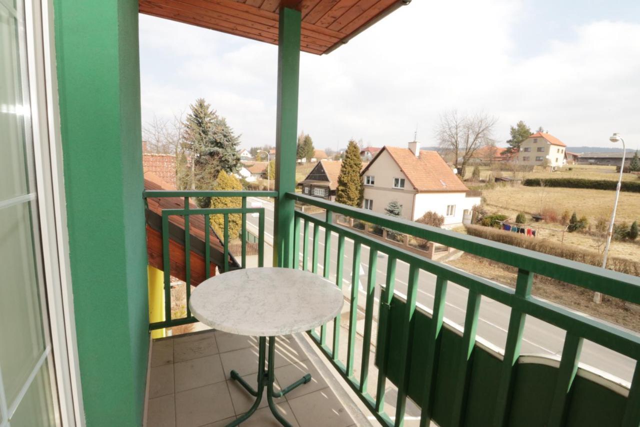 Penzion Hurka Hotel Dolni Libchavy Kültér fotó