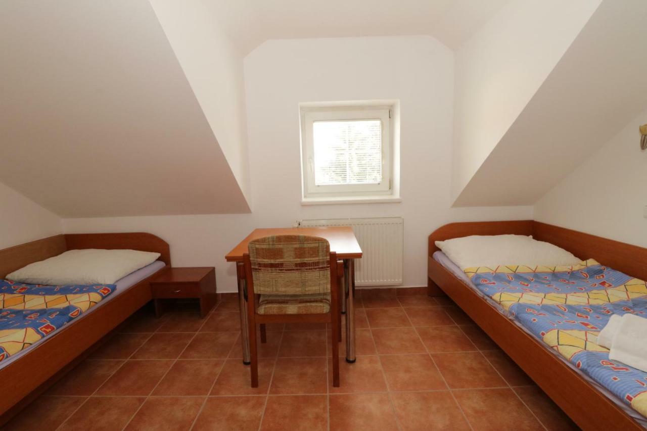 Penzion Hurka Hotel Dolni Libchavy Kültér fotó