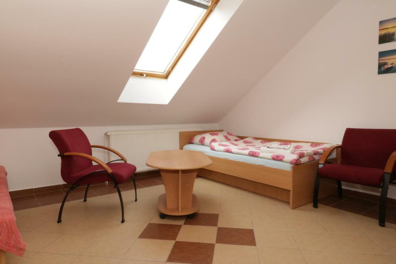Penzion Hurka Hotel Dolni Libchavy Kültér fotó