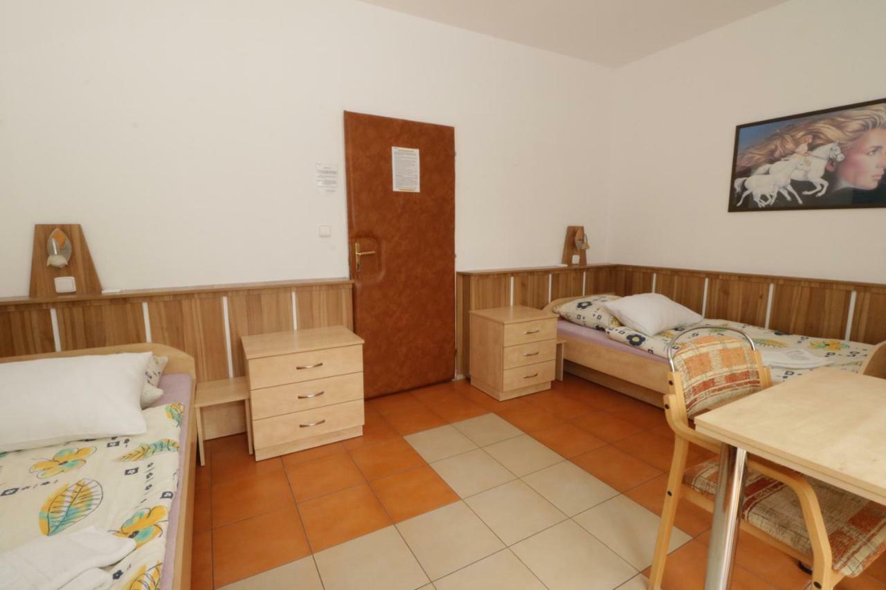 Penzion Hurka Hotel Dolni Libchavy Kültér fotó