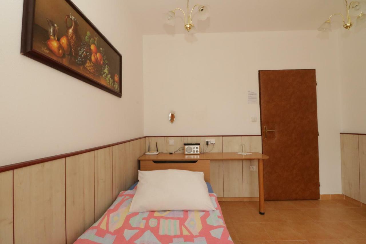 Penzion Hurka Hotel Dolni Libchavy Kültér fotó