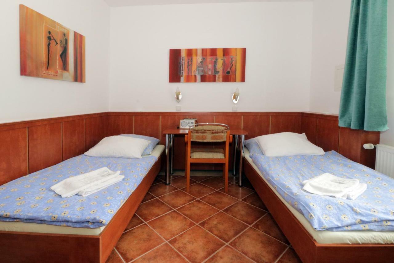 Penzion Hurka Hotel Dolni Libchavy Kültér fotó